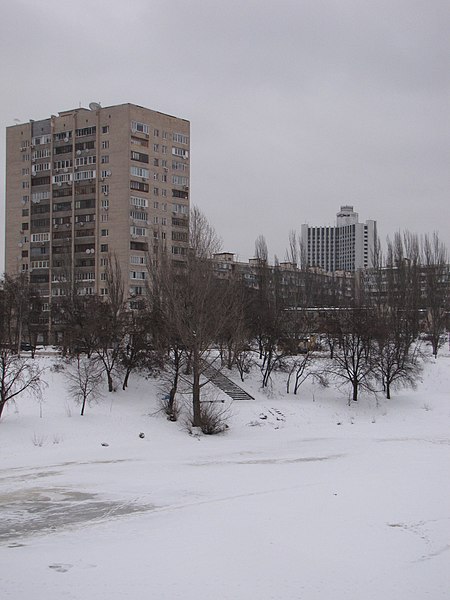 File:Вид через канал (Зима) - panoramio.jpg