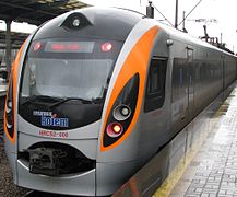 Швидкісний електропоїзд «Інтерсіті+» на станції Дарниця