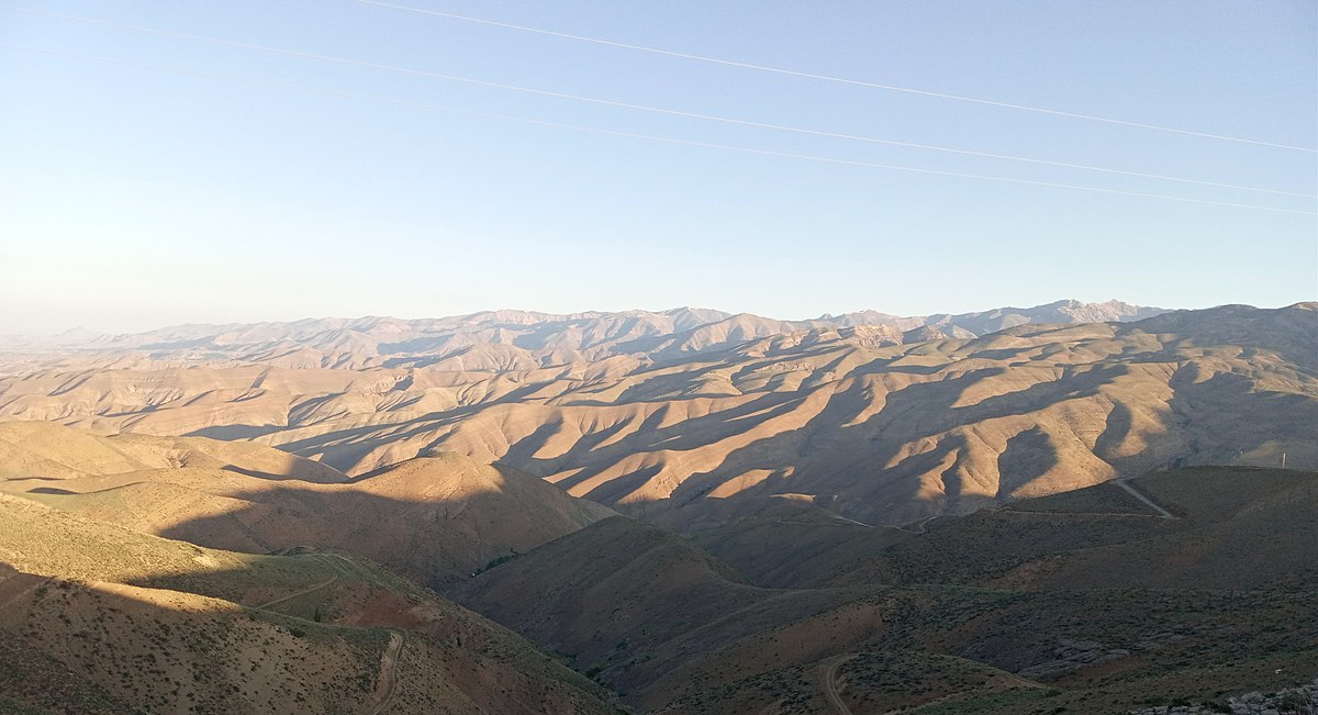 Альборз. Alborz Province. Чалоус Альборза. Альборза фотографии города.