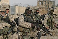 Militares do exército dos Estados Unidos, em 2004.