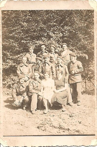 File:16e Bataillon de Chars de Combat 1er Compagnie en Alsace en septembre 1939.jpg