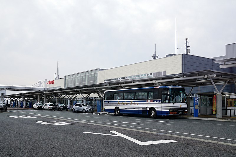 File:171102 Hanamaki Airport Hanamaki Iwate pref Japan06n.jpg