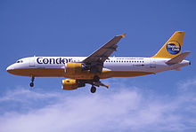 Airbus A320-200 der Condor in einer weiteren Variante mit Condor-Schriftzug und -Farben, aber Thomas-Cook-Logo