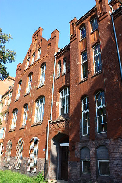 File:598785 Wrocław Klinika Nefrologiczna 04.JPG