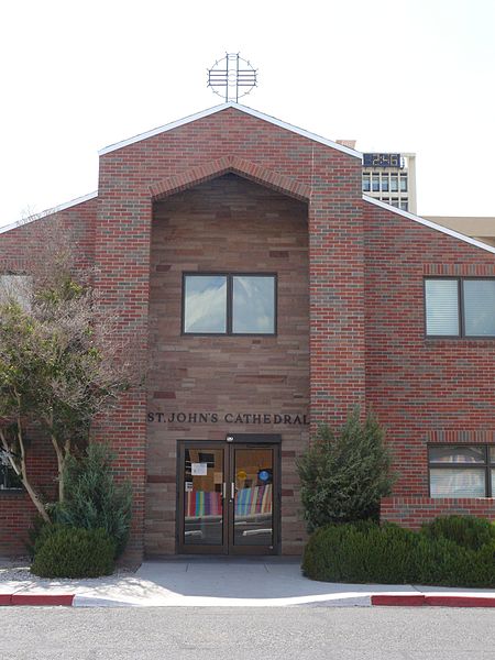 File:Albuquerque NM - Saint-John's Episcopal Cathedral.jpg