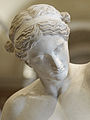 Λεπτομέρεια της κεφαλής από το άγαλμα που φιλοξενείται στο μουσείο του Λούβρου, Γαλλία