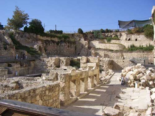 Excavations adjacent to Robinson's Arch