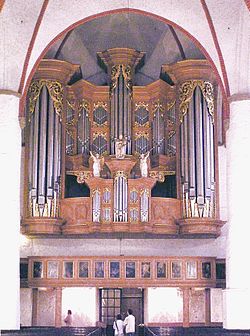 Arp-Schnitger-Orgel St.-Jacobi-Kirche HH.jpg