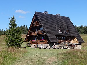 Lipowska-Hütte (polnisch: Bacówka PTTK na Krawcowym Wierchu)