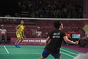 Deutsch: Badminton bei den Olympischen Jugendspielen 2018; Tag 4, 10. Oktober 2018; Viertelfinale Mädchen: Vu Thi Anh Thu (Vietnam) - Goh Jin Wei (Malaysia) 12-21, 9-21 26′ English: Badminton at the 2018 Summer Youth Olympics at 10 October 2018 – Girls Quarterfinal: Vu Thi Anh Thu (Vietnam) vs Goh Jin Wei (Malaysia) 12-21, 9-21 26′