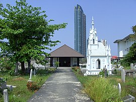 Central path and chapel, looking west to the Chao Phraya River Bangkok Protestant Cemetery central path.JPG