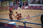 Deutsch: Beachhandball bei den Olympischen Jugendspielen 2018; Tag 5, 10. November 2018; Mädchen, Hauptrunde - Chinese Taipei (Taiwan)-Niederlande 1:2 English: Beach handball at the 2018 Summer Youth Olympics at 11 October 2018 – Girls Main Round – Chinese Taipei (Taiwan)-Netherlands 1:2