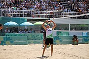 Deutsch: Beachvolleyball bei den Olympischen Jugendspielen 2018; Tag 11, 17. Oktober 2018; Jungen, Spiel um Platz 3 – Argentinien-Ungarn 2:0 (21–15/21–15) English: Beach volleyball at the 2018 Summer Youth Olympics at 17 October 2018 – Bronze Medal Match – Argentina-Hungary 2:0 (21–15/21–15)