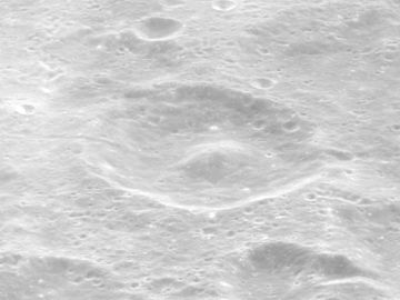 Oblique view from Apollo 17 Behaim crater AS17-P-3152.jpg