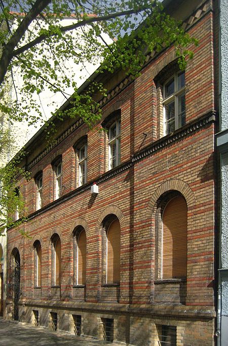 Berlin, Mitte, Griebenowstrasse 15, Predigerhaus der Zionskirche