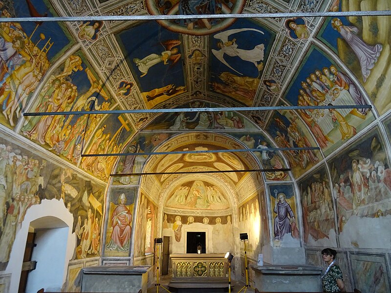 File:Bolzano, chiesa di San Martino a Campiglio - Interno.jpg