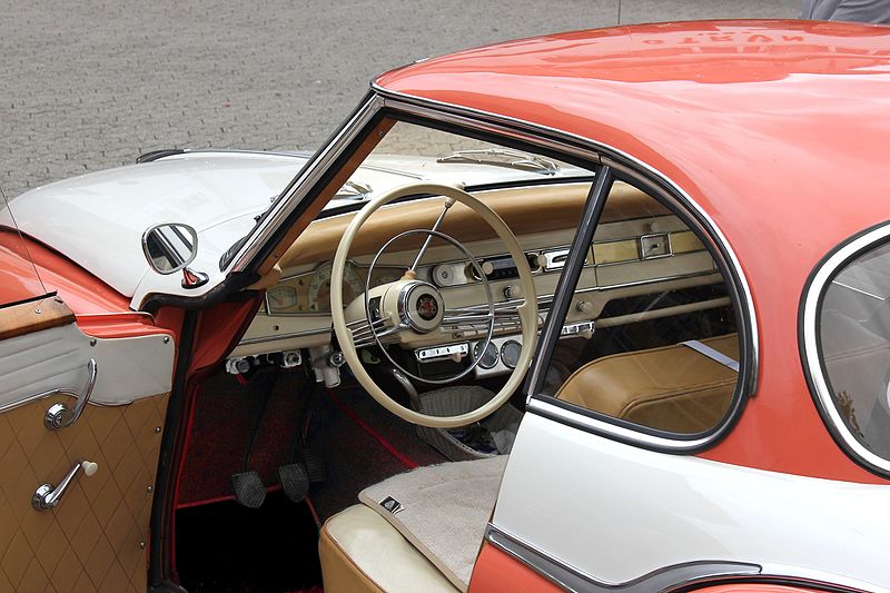 File:Borgward Isabella Coupé, Cockpit (2016-09-04).JPG