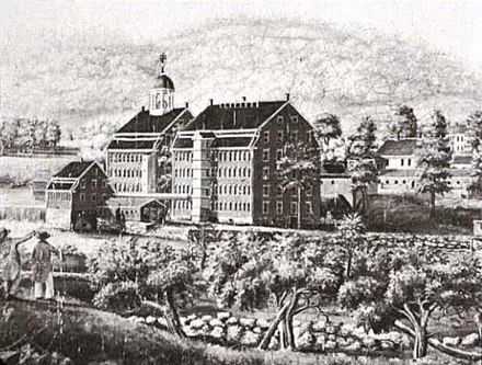 Lowell's Boston Manufacturing Company revolutionized the role of factories.