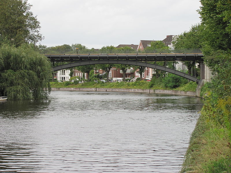 File:Brücke U3 Winterhude.jpg