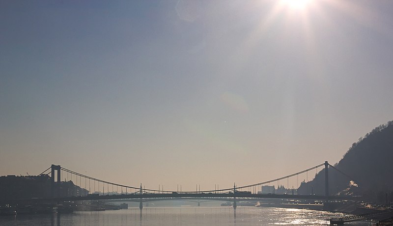 File:Budapest - Ponte de Elisabeth - Puente de Elisabeth - Erzsébet híd - 01.jpg