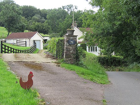 Caer Llan (geograph 7573440)