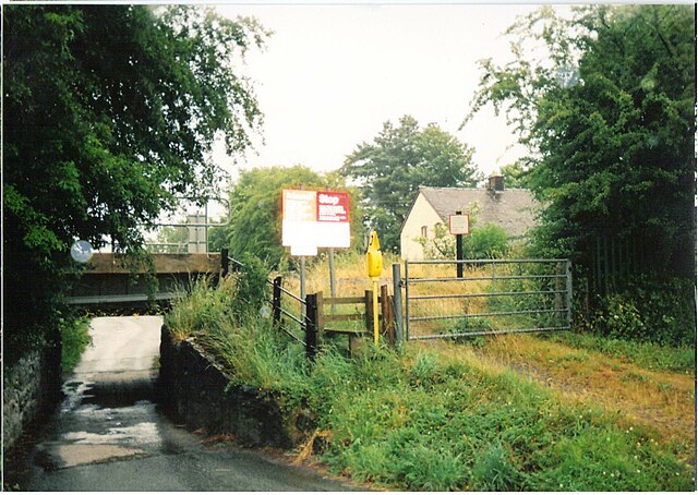 A gated village Barrow Crossing/foot crossing in Caersws in 2010.