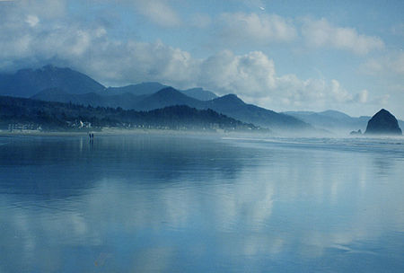 Cannon_Beach,_Oregon