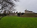 Cardiff Castle 20171209 121739 (47592397202).jpg