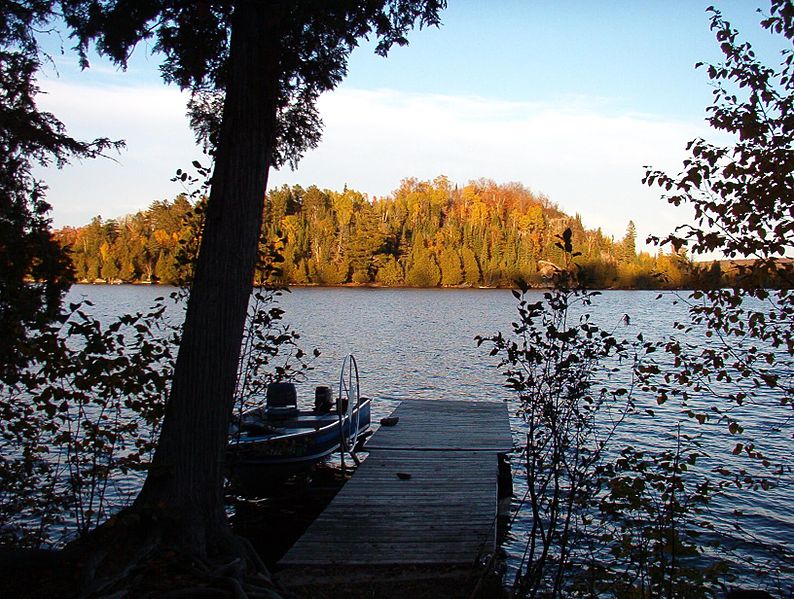 File:Caribou Lake2.JPG