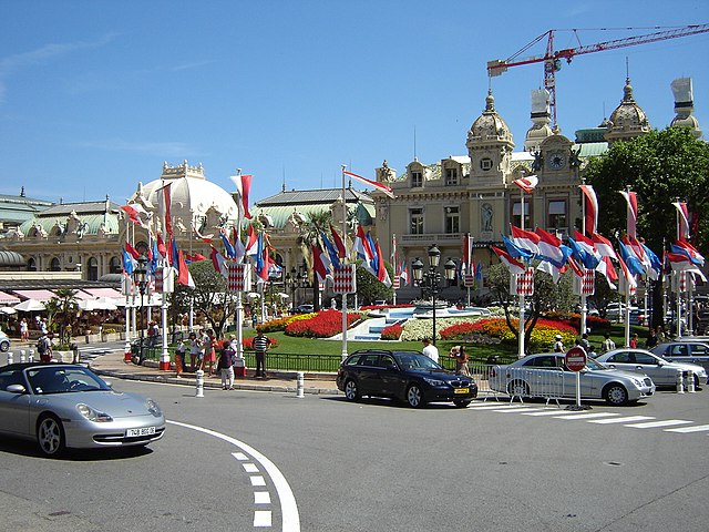 Kasinot i Monte Carlo öppnades denna dag för 168 år sedan.