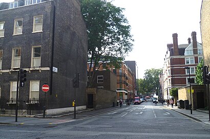 How to get to Chenies Street with public transport- About the place