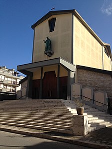 Église de San Giovanni Bosco - Altamura.jpg