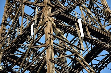 Файл:Close-up_of_Gliwice_Radio_Tower.JPG