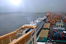Cruise and container ships moored along the wharf at the Port of Port of Spain, 2009. CruisehyattPOSdock.jpg