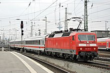 120 152 mit InterCity in Bremen Hbf (2015)