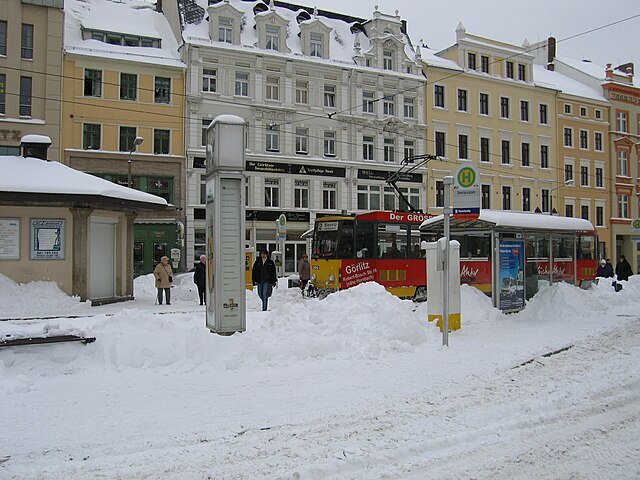 File:Demianiplatz_2006.jpg