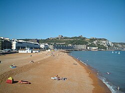 Lungomare di Dover e Castle.jpg