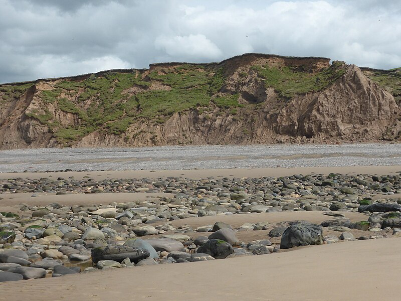 File:Dramatic slumping of the glacial deposit cliffs - geograph.org.uk - 4487133.jpg