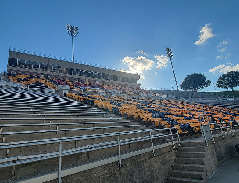 File:Eddie G. Robinson Memorial Stadium Grambling, LA-Press Box.jpg