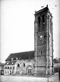 Eglise Saint-Nicolas - Ensemble nord - Maule - Médiathèque de l'architecture et du patrimoine - APMH00009101.jpg
