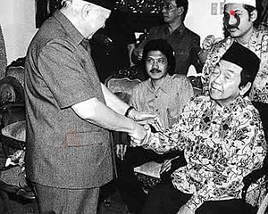 Emha Ainun Nadjib: Kehidupan pribadi, Aktivitas, Reformasi 1998