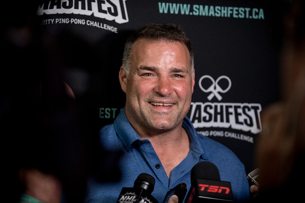 Eric Lindros was hockey's first “investible” player with collectors -  Sports Collectors Digest