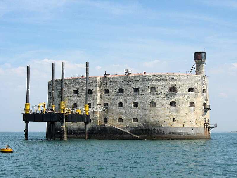 File:Fort boyard aout 2006-1.JPG