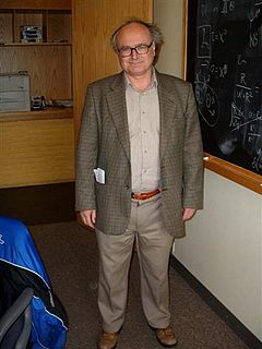 Gary Gibbons British theoretical physicist