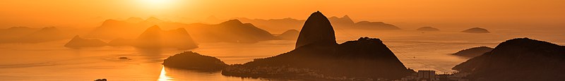 File:Grande Rio banner Sunrise.jpg