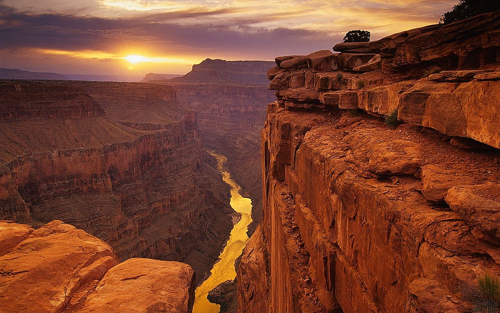 Great Grand Canyon in the fall