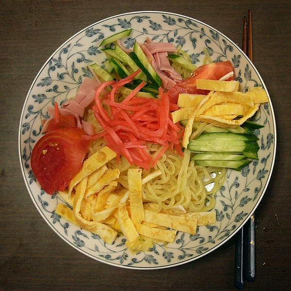 File:Hiyashi chuka by itchys.jpg