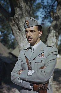 SAR le Prince Umberto d'Italie, mai 1944 TR1836.jpg