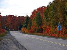 Highway 552 near Island Lake Hwy 552 ON.JPG