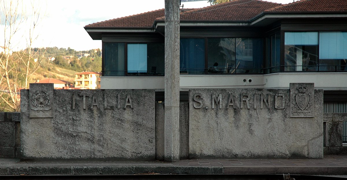 Frontière entre l'Italie et Saint-Marin — Wikipédia